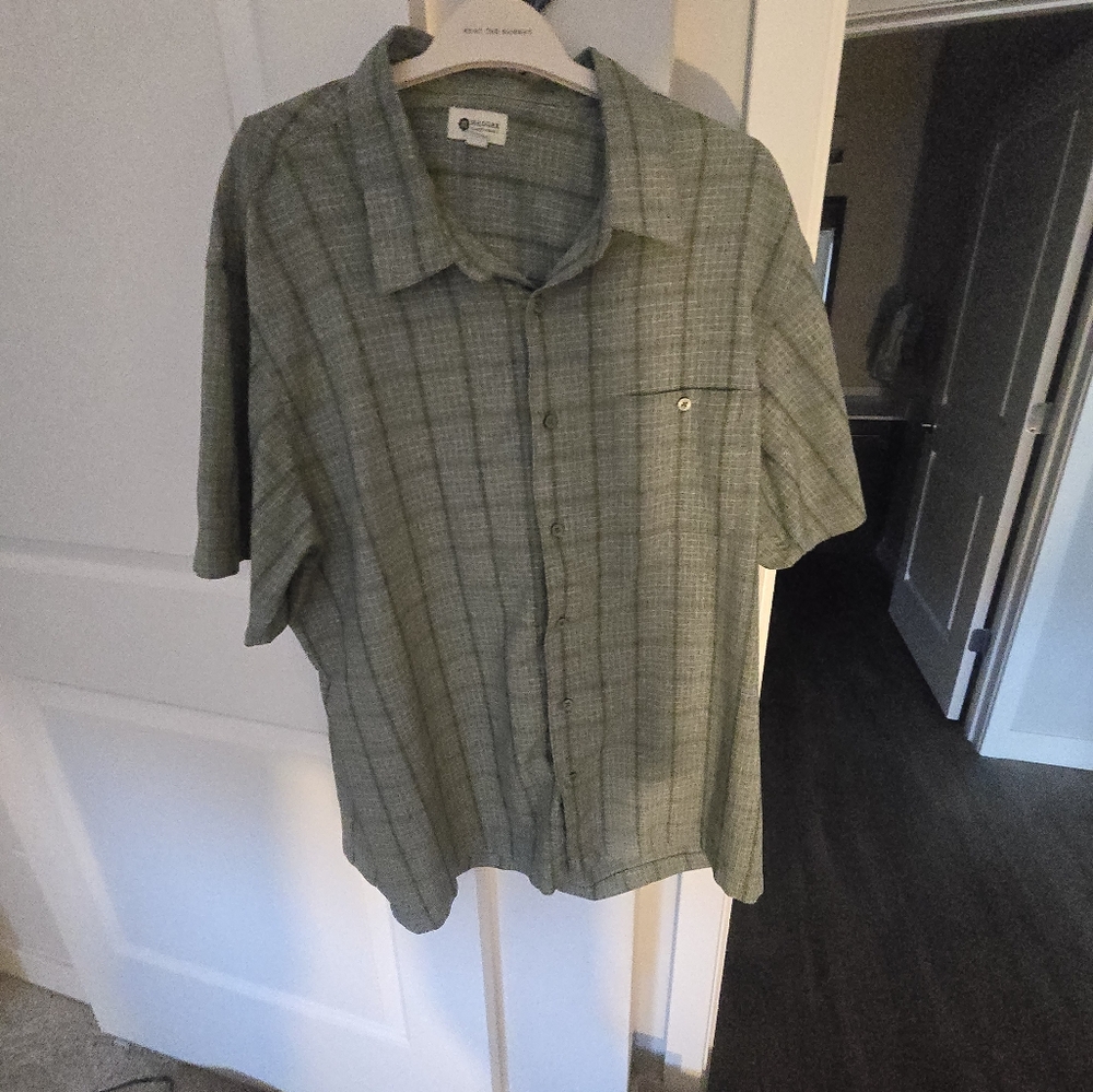 Men's shirts
